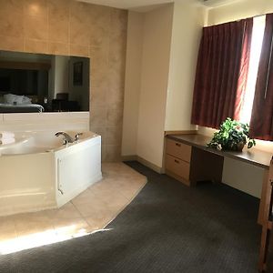 Suite Spa Bath